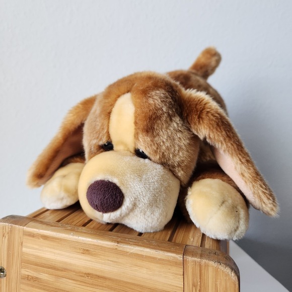 Vintage 2000 Toys R Us Animal Alley Laying Brown Darby Puppy Dog Large Plush 16" - Picture 6 of 11